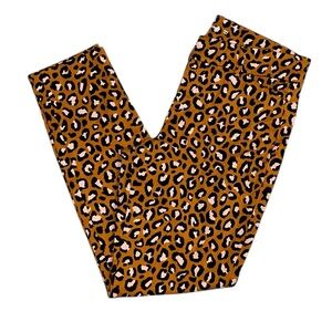 Old Navy Ankle Length Leopard Print Pants(Size 6)